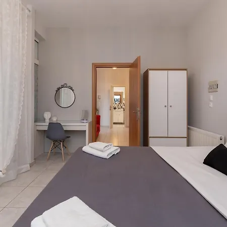 Apartment Bozi' S Néos Marmarás