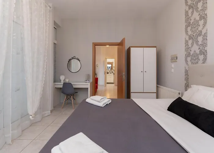 Apartment Bozi' S Néos Marmarás